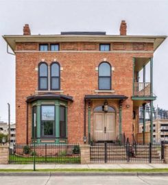 The Cochrane House B & B