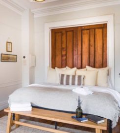 Yellow Block Bed & Breakfast